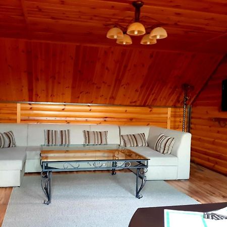 Заміський Комплекс Grand Prix Hotel Tsyurupynsk Eksteriør billede