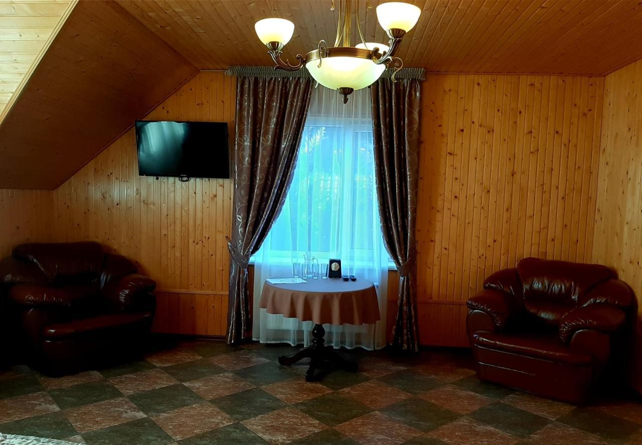 Заміський Комплекс Grand Prix Hotel Tsyurupynsk Eksteriør billede