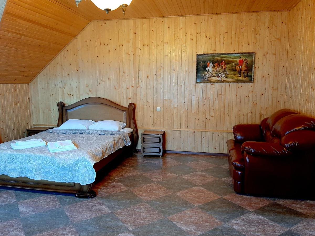 Заміський Комплекс Grand Prix Hotel Tsyurupynsk Eksteriør billede