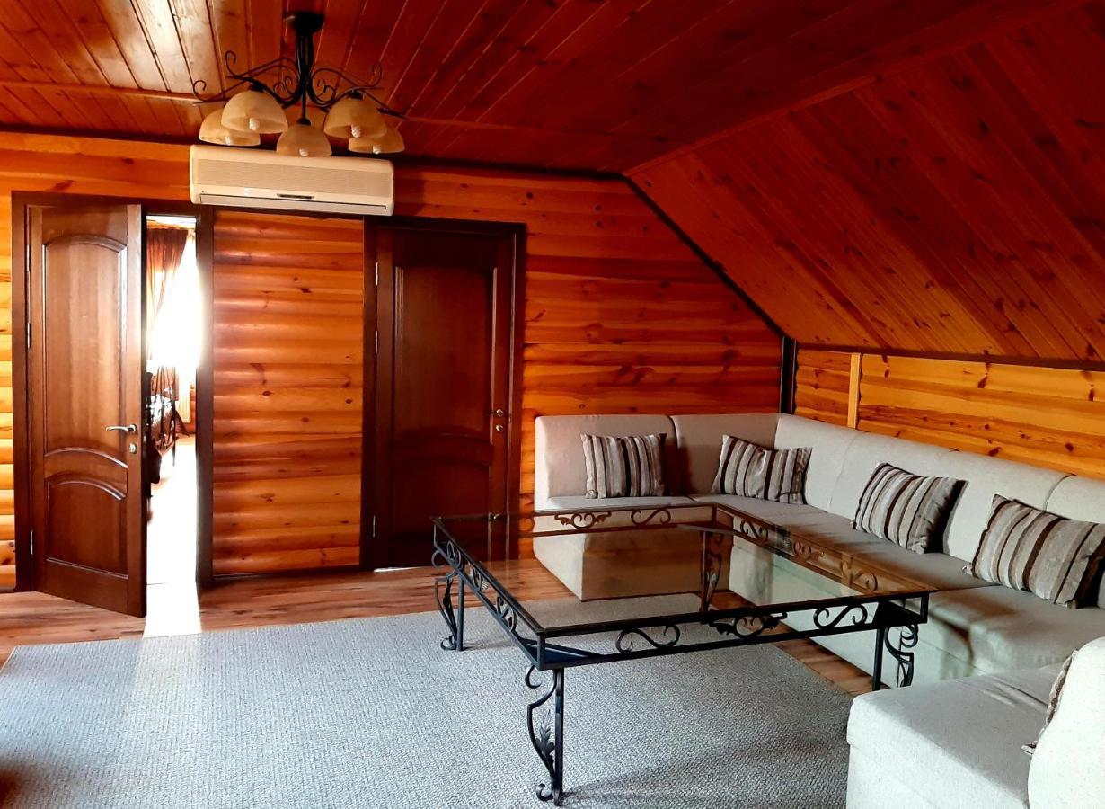 Заміський Комплекс Grand Prix Hotel Tsyurupynsk Eksteriør billede
