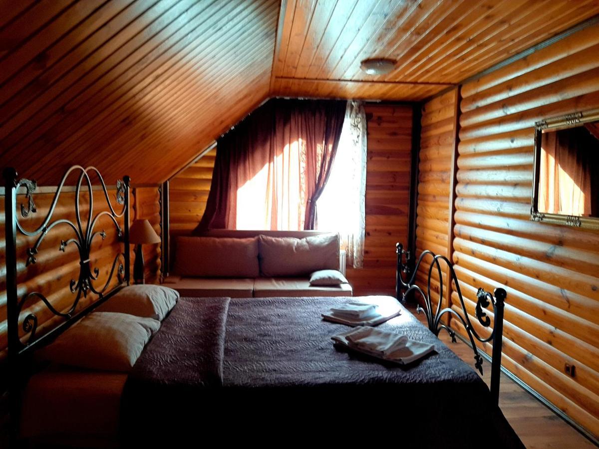 Заміський Комплекс Grand Prix Hotel Tsyurupynsk Eksteriør billede